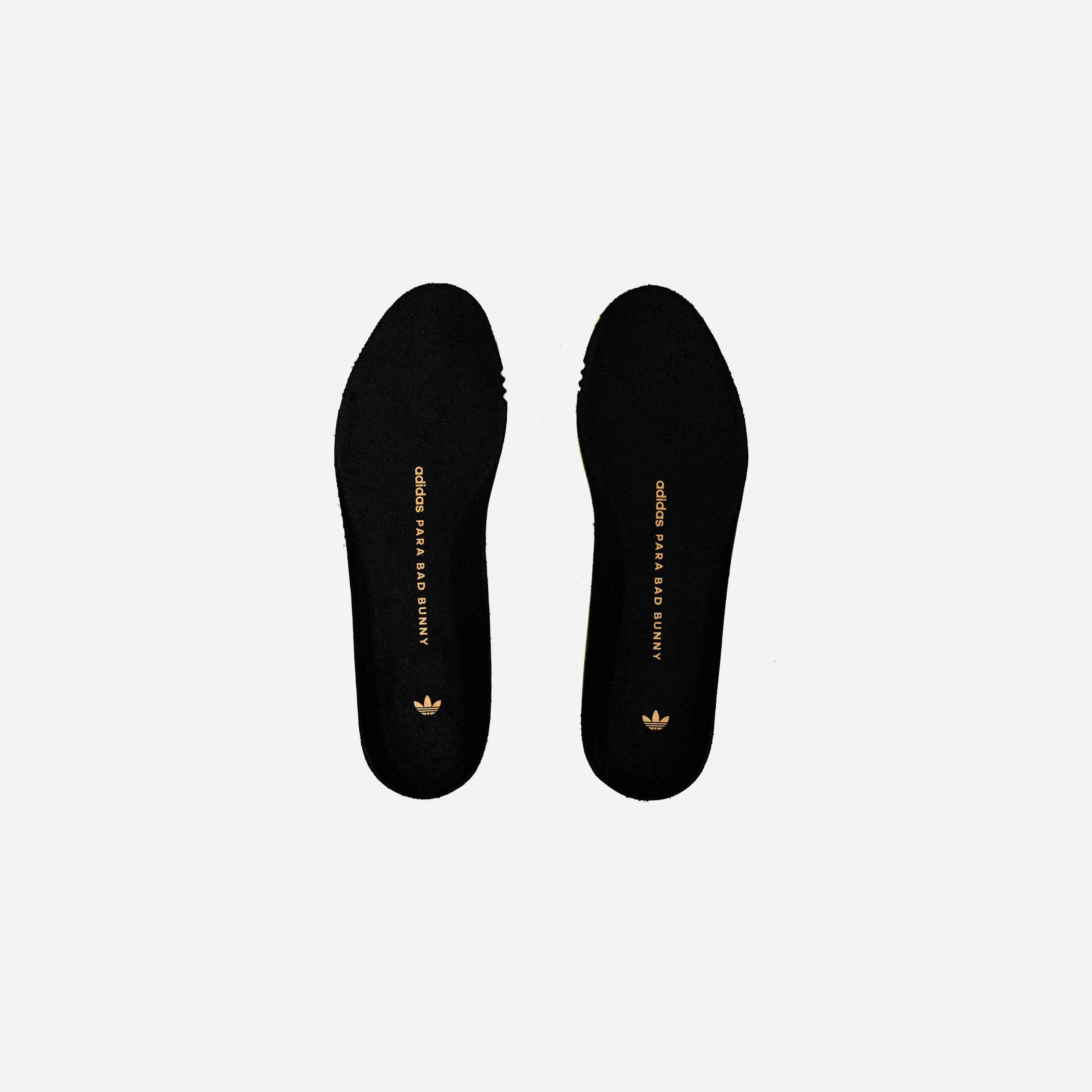 ADIDAS GAZELLE INDOOR X BAD BUNNY "SANTURCE"