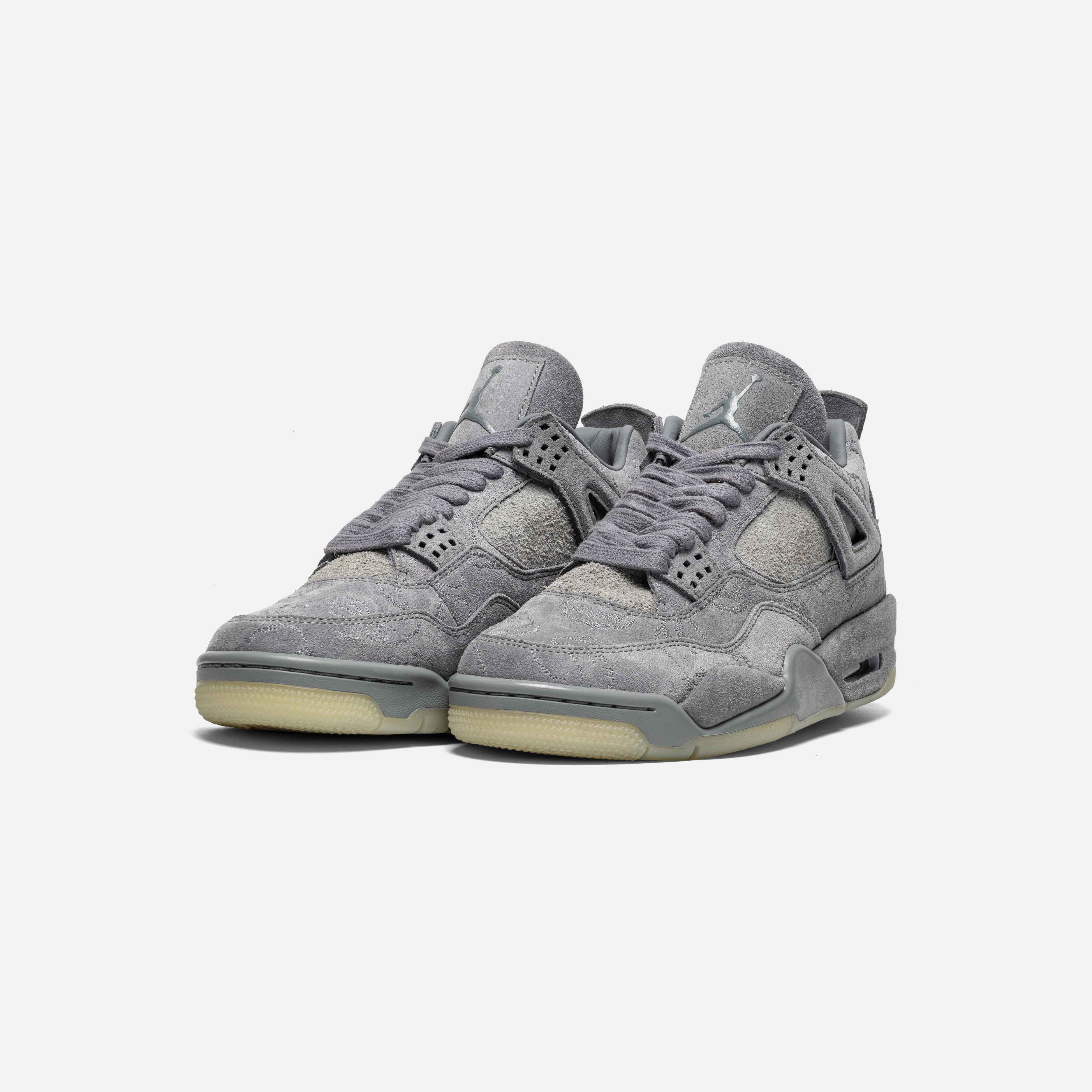 JORDAN 4 RETRO KAWS "COOL GREY"