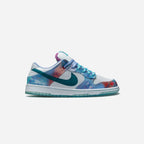 NIKE SB DUNK LOW X FUTURA LABS "BLEACHED AQUA"