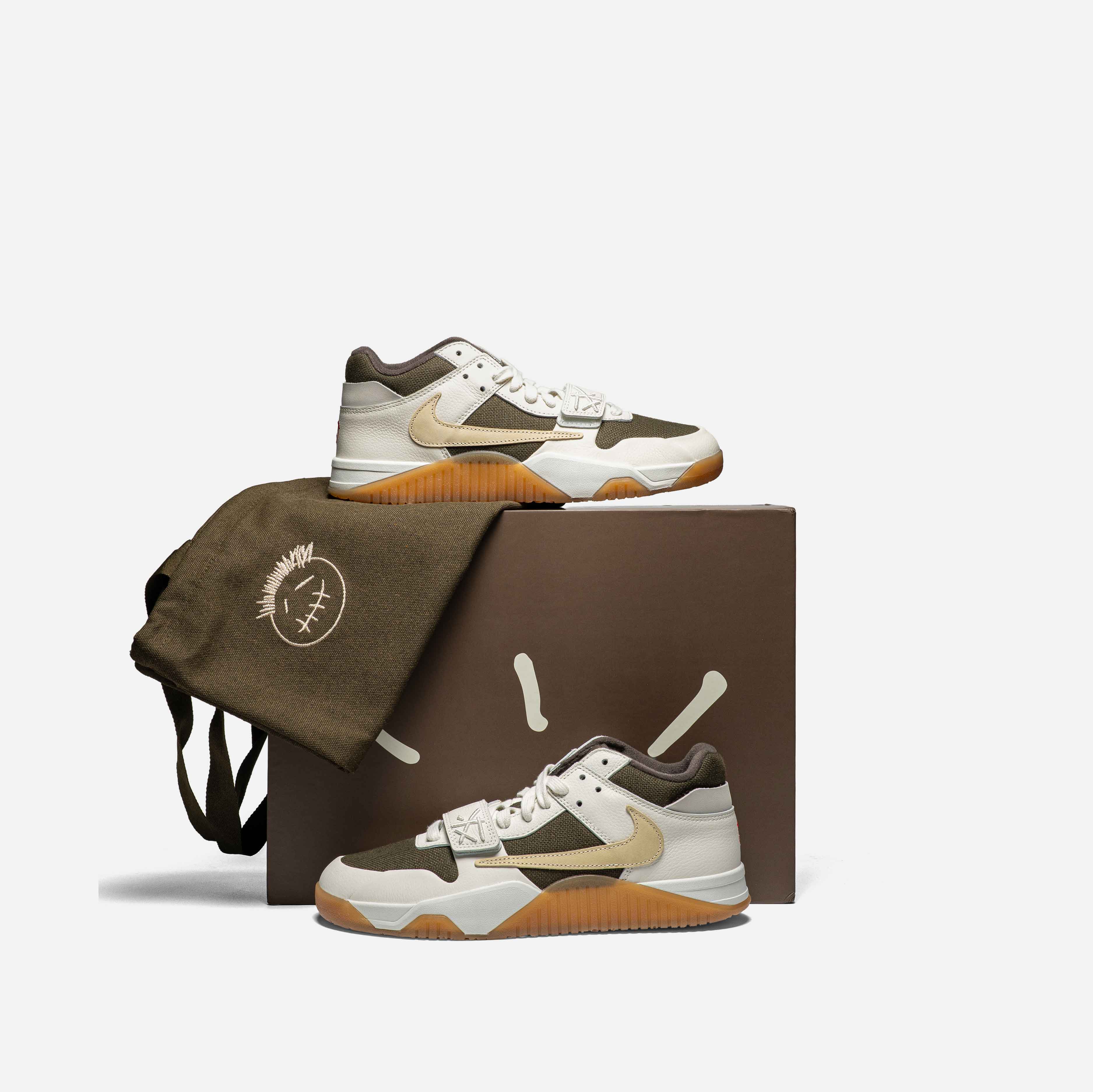 JORDAN JUMPAN JACK SAIL DARK MOCHA