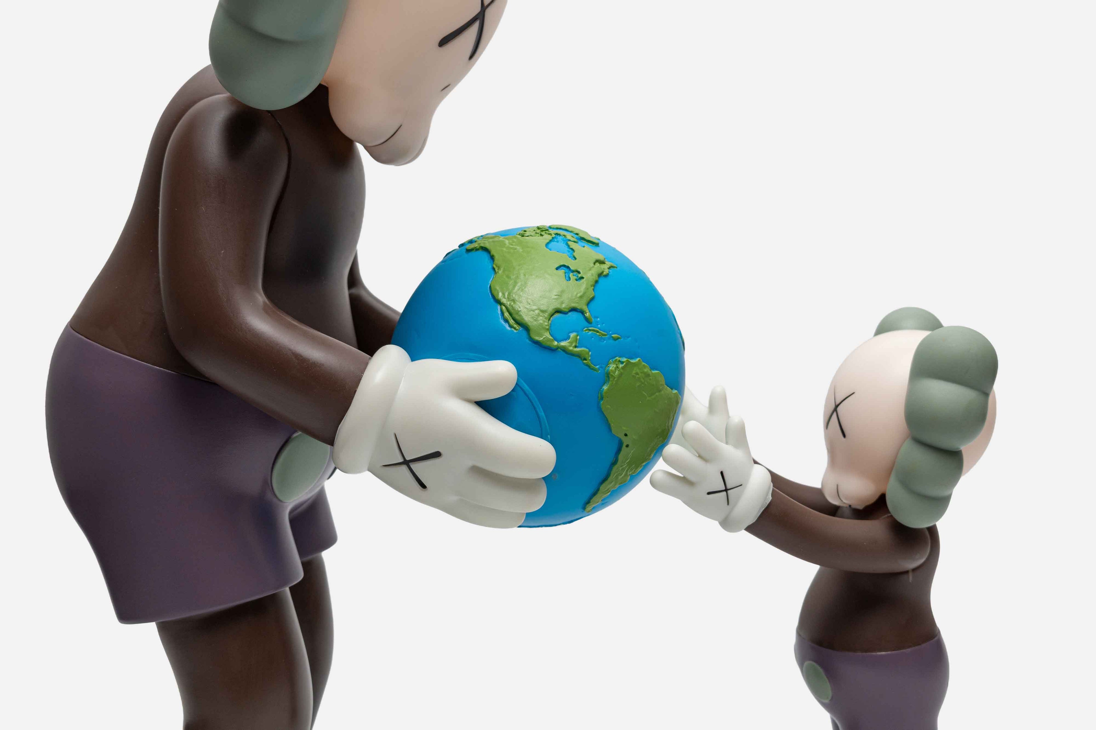 KAWS THE PROMISE VYNIL FIGURE BROWN
