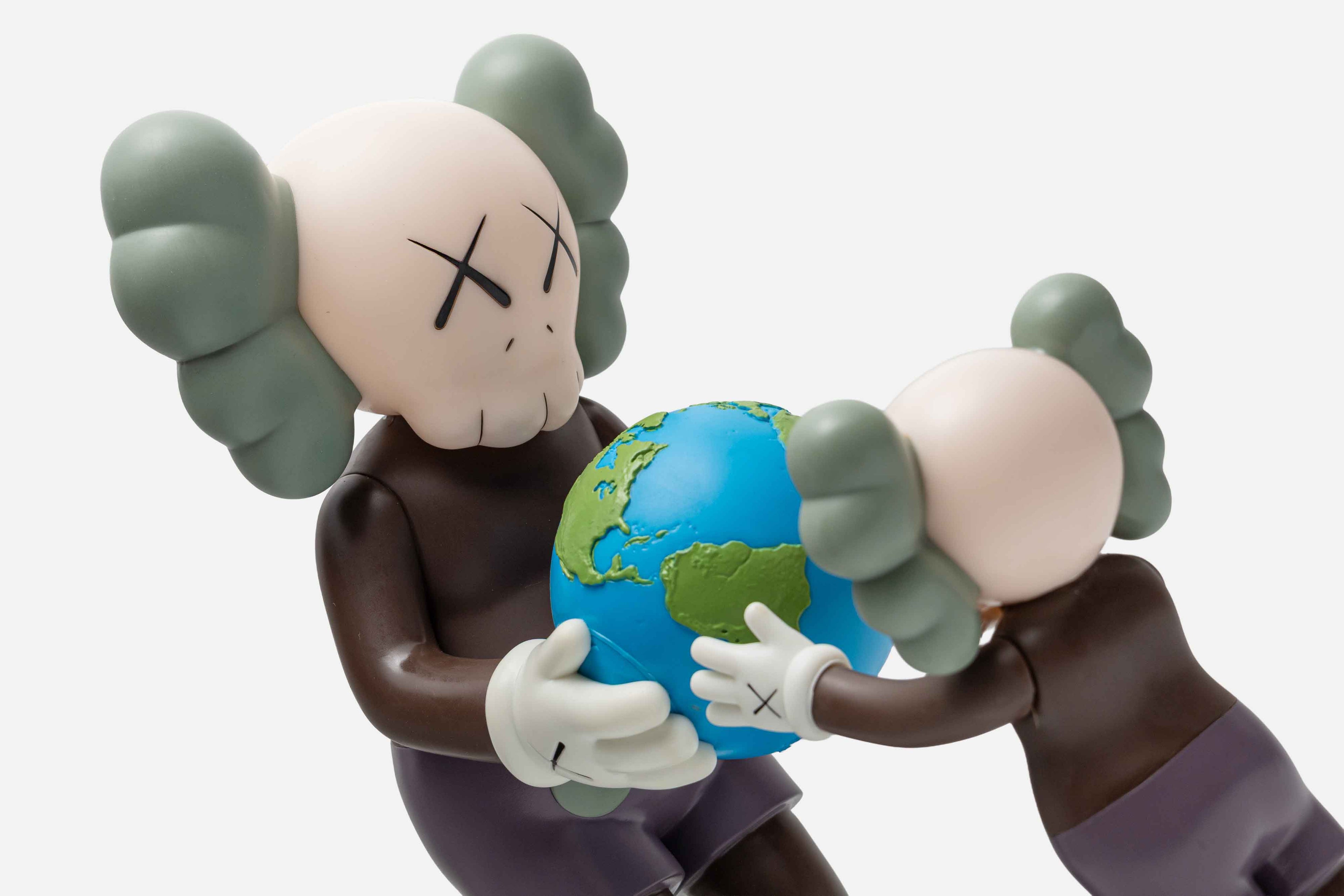 KAWS THE PROMISE VYNIL FIGURE BROWN