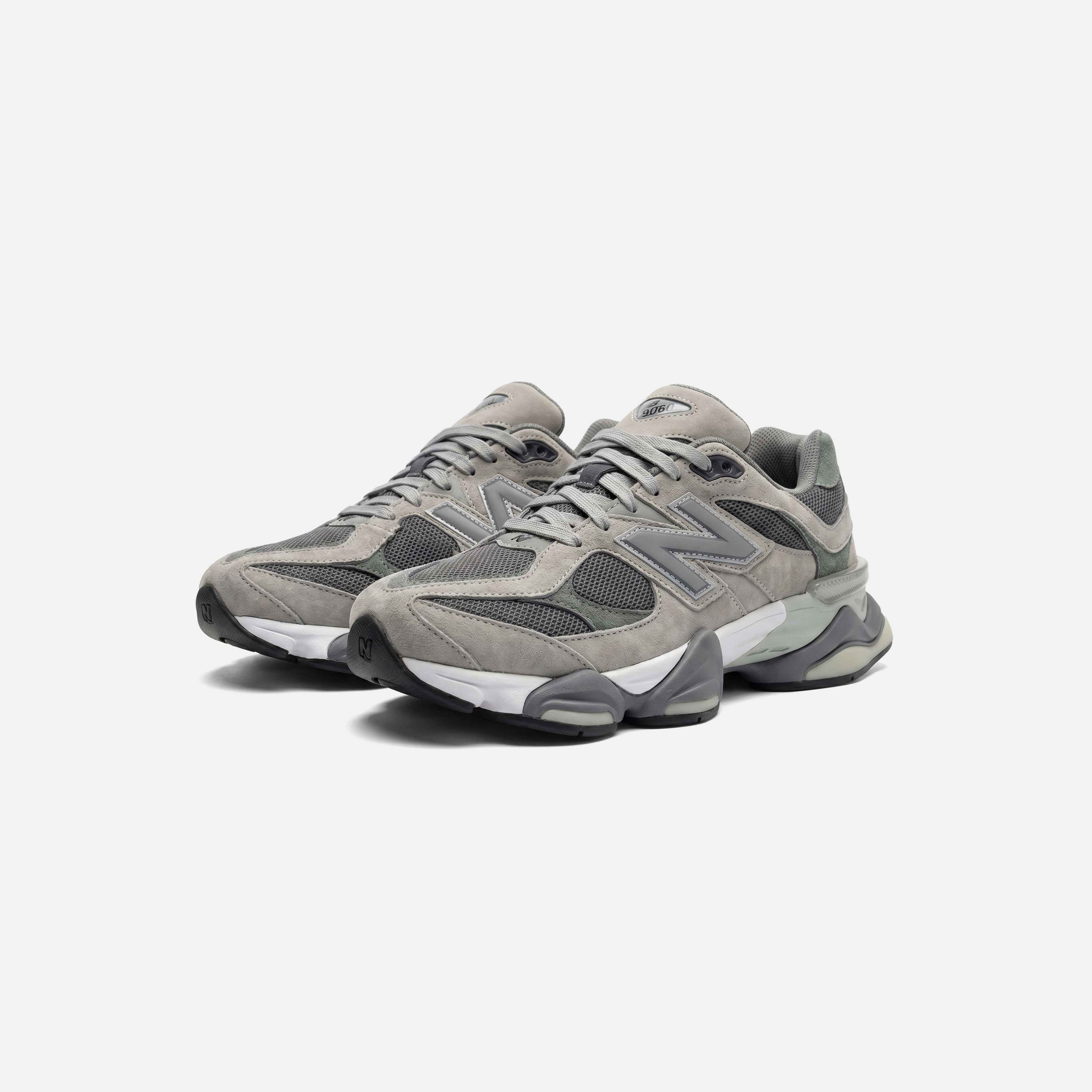 NEW BALANCE 9060 "GALACTIC GREY"
