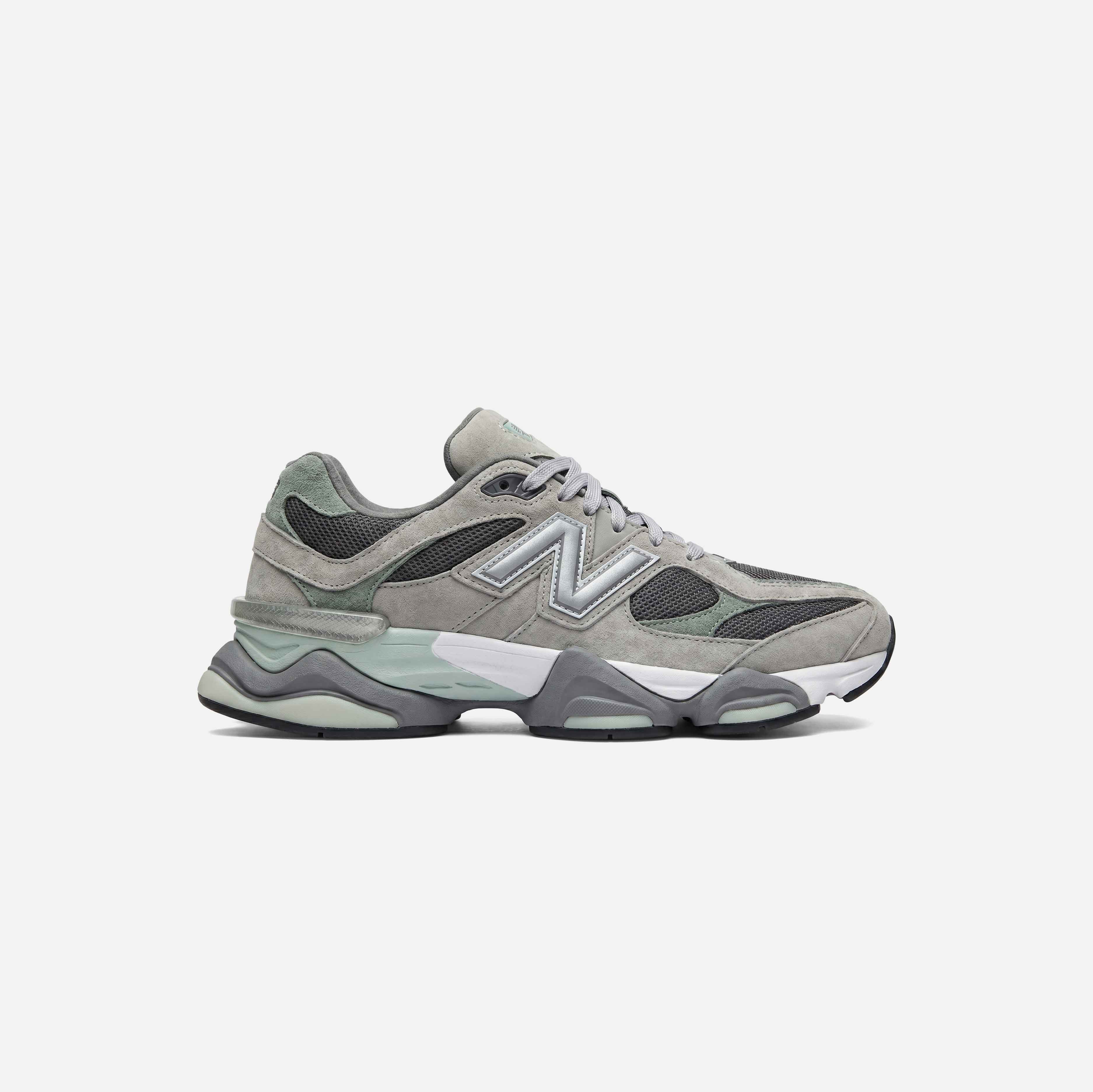 NEW BALANCE 9060 "GALACTIC GREY"