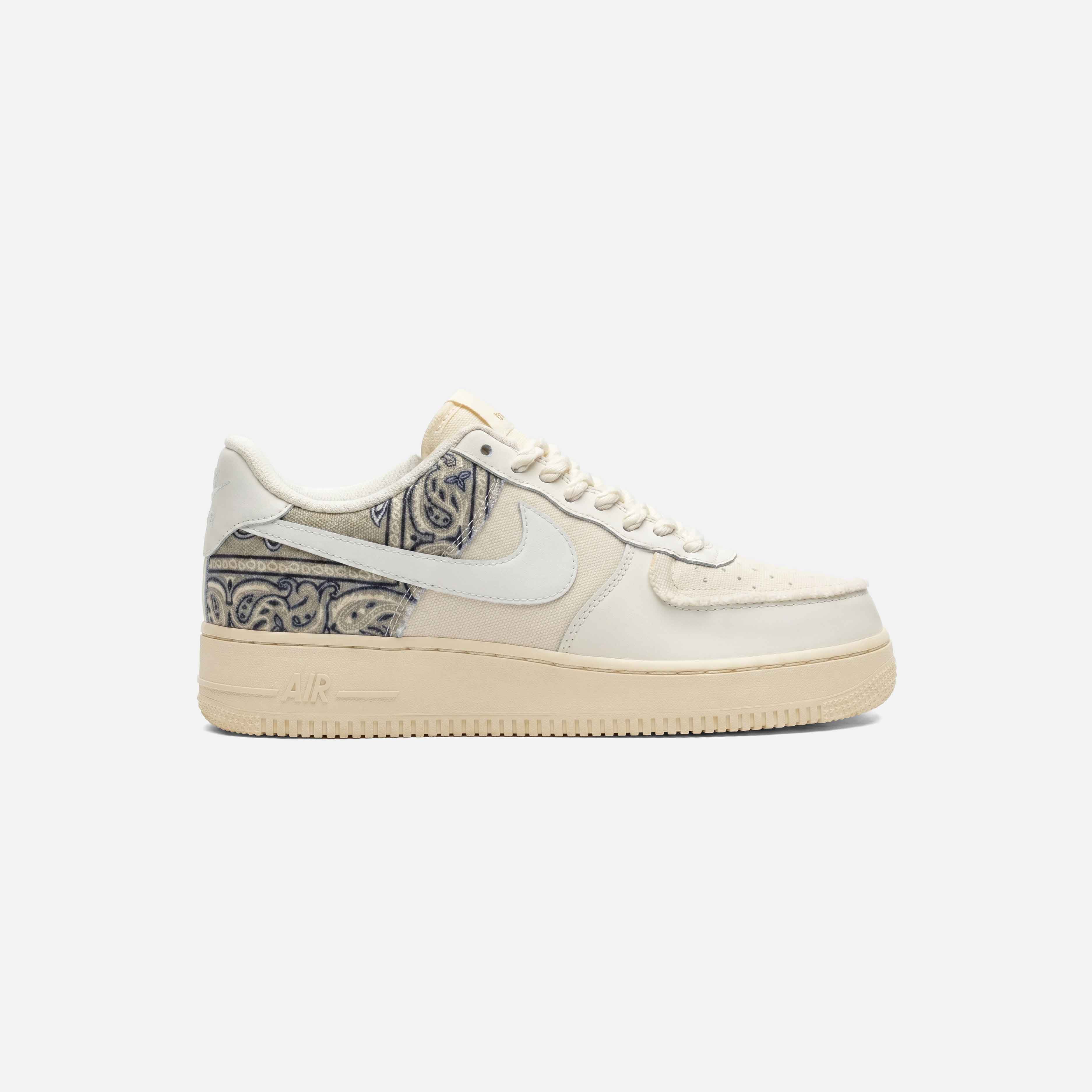 NIKE AIR FORCE 1 "BIG BANG"
