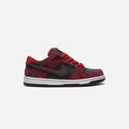 NIKE SB DUNK LOW X RIOT SKATESHOP